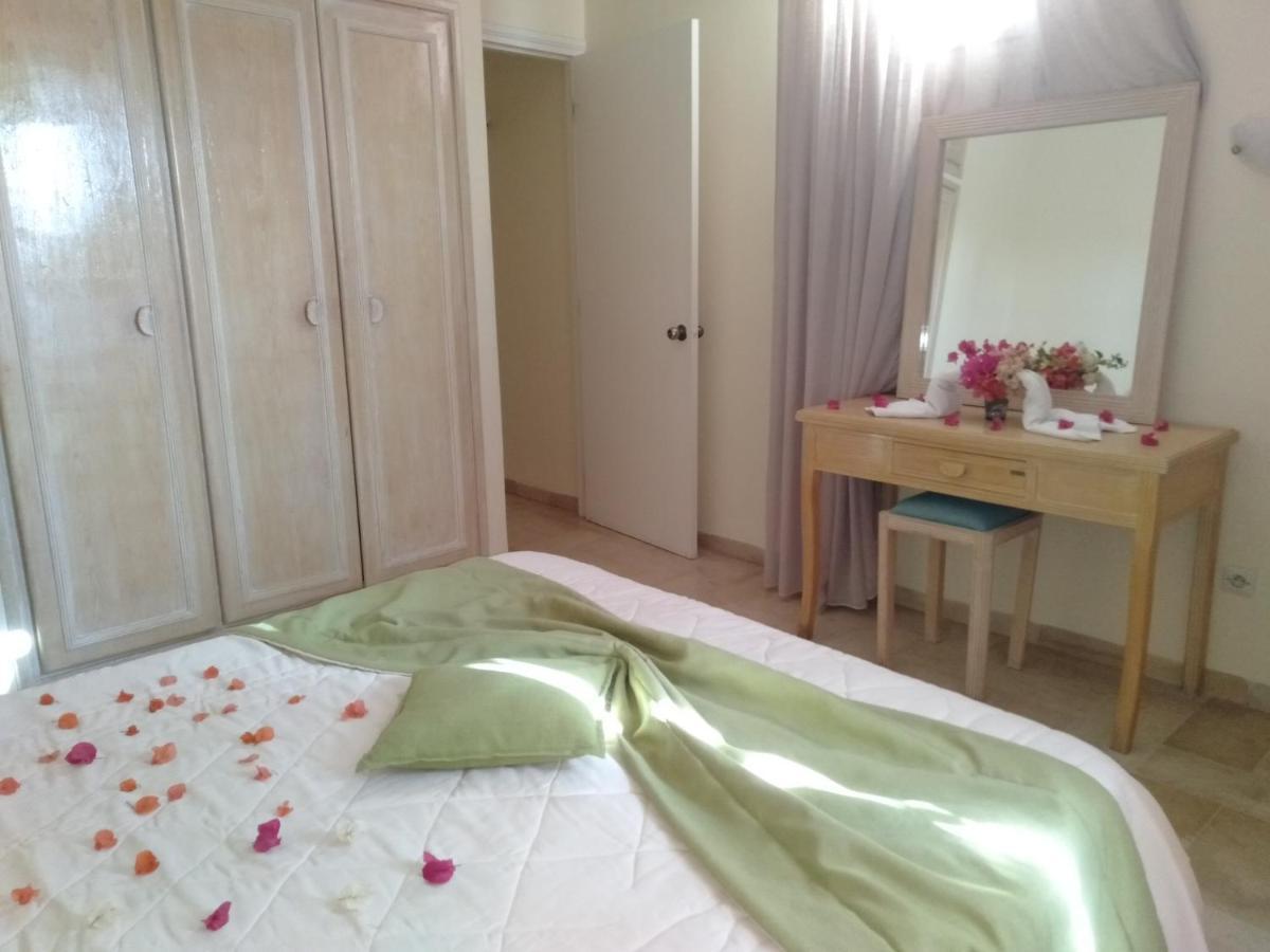 Appart Hotel Rodes Mezraia Ngoại thất bức ảnh