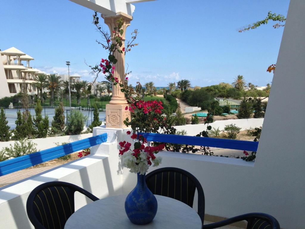 Appart Hotel Rodes Mezraia Ngoại thất bức ảnh